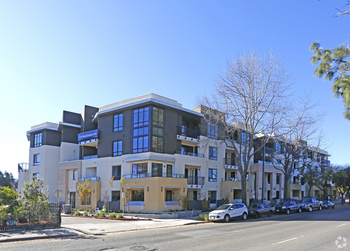 1101 W El Camino Real, Mountain View, CA 94040 Apartments in Mountain