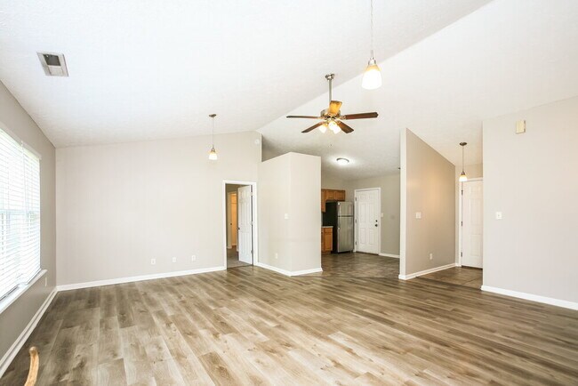 Foto del edificio - 5426 Claybrooke Dr