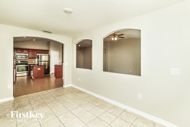 Building Photo - 18416 Cypress Bay Pkwy