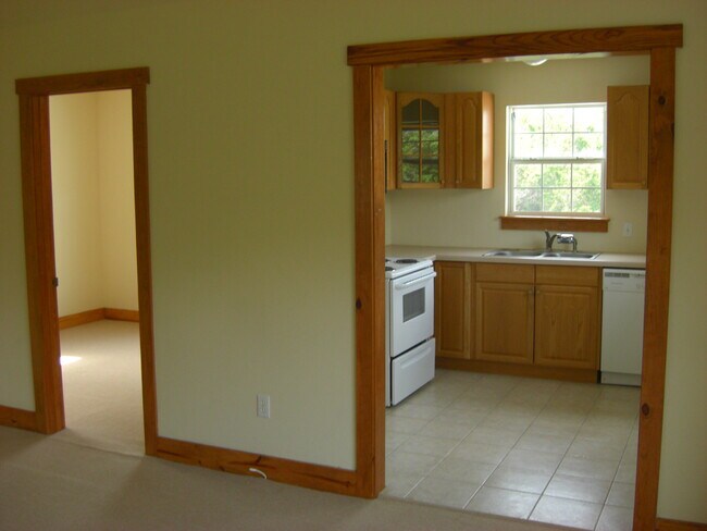 Kitchen and bedroom - 107 S Laurelwood Dr