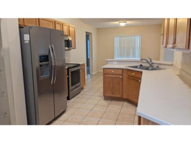 Foto del edificio - Check this one out!  Open Split Spacious House in Palm Coast, FL!