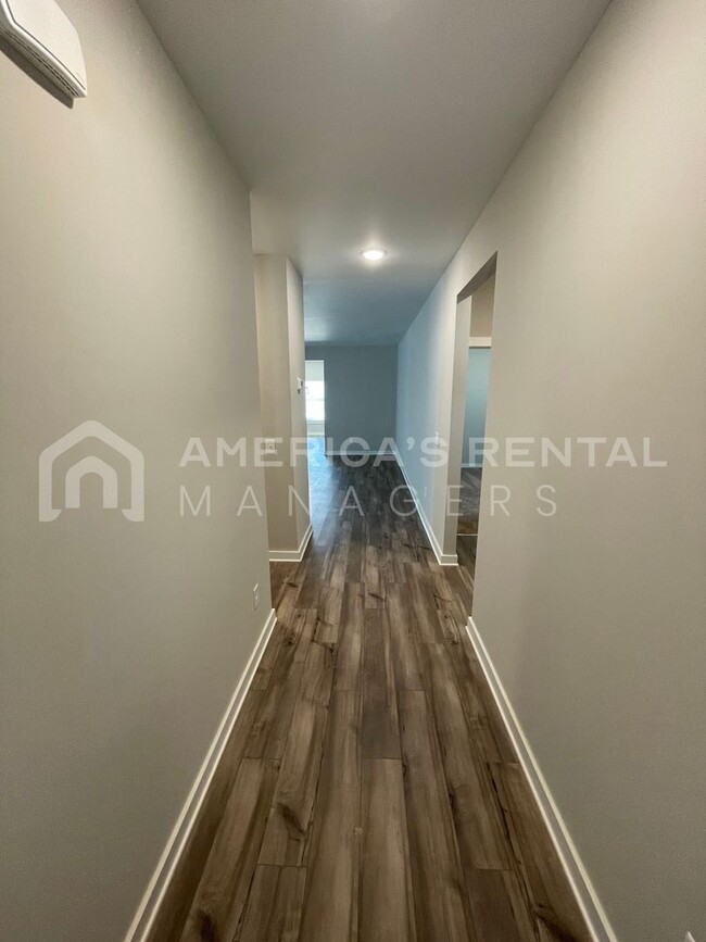Building Photo - Home for Rent in Cullman, AL!! Available t...