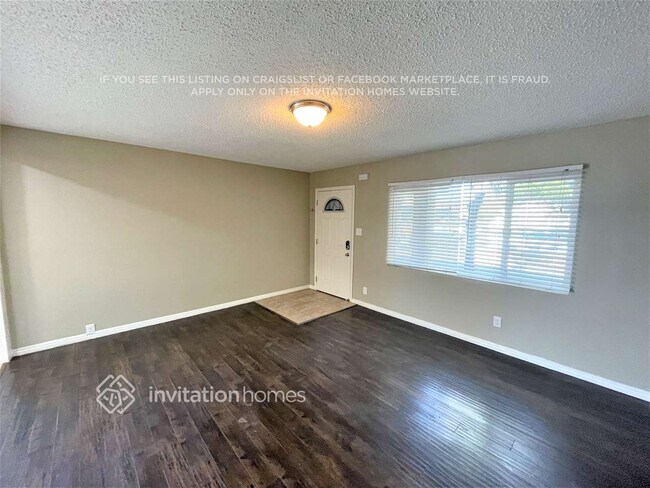 Foto del edificio - 9233 Kewen Ave