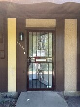 Building Photo - 19130 Pine Dr