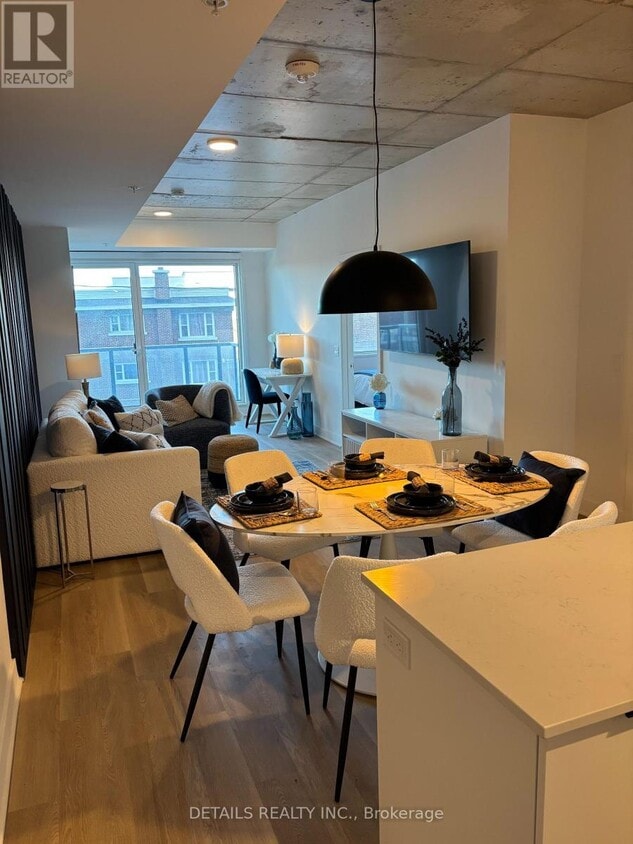 Photo principale - 1655 Carling Ave