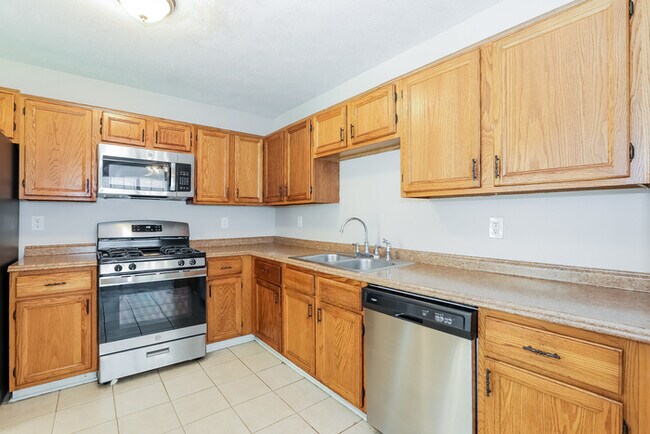 Foto del edificio - Beautiful 3-Bedroom Home with 2-Car Garage