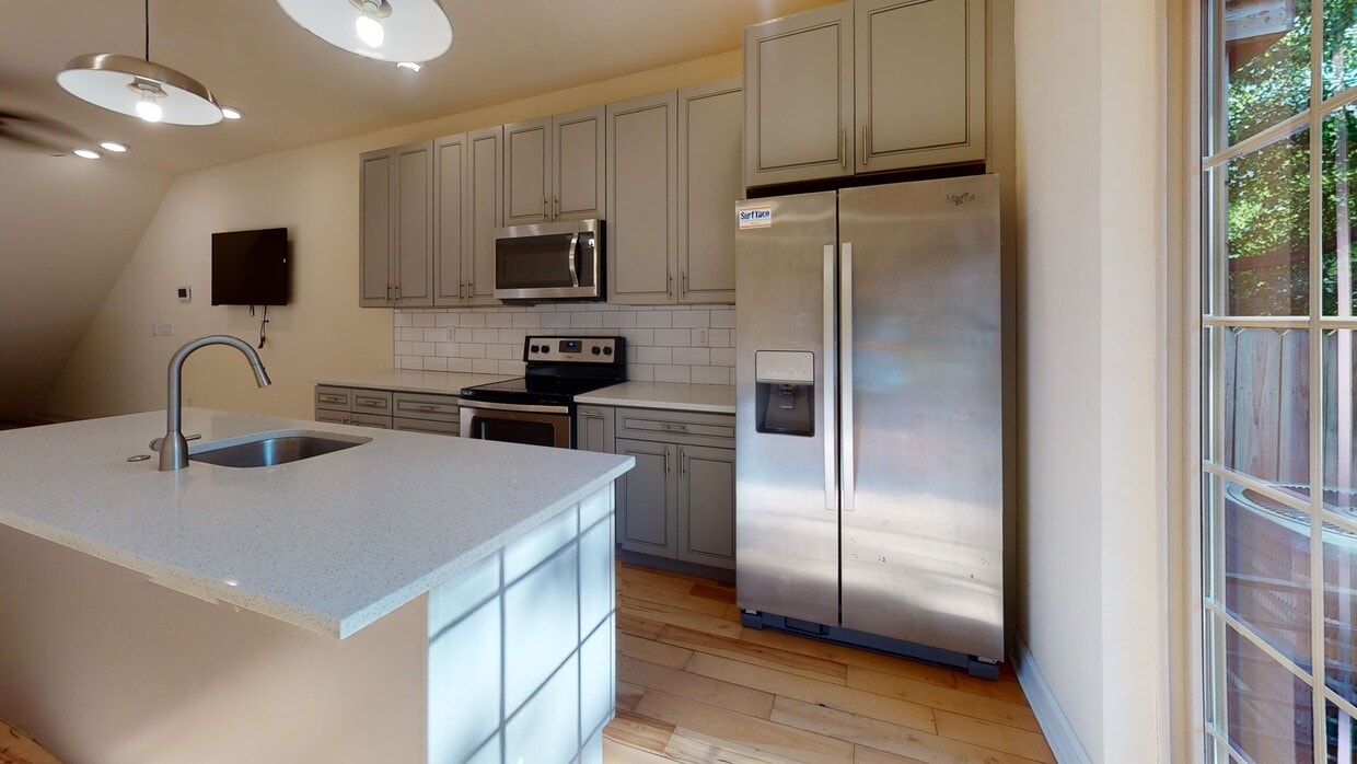 Photo - 1823 N Bouvier St Apartment