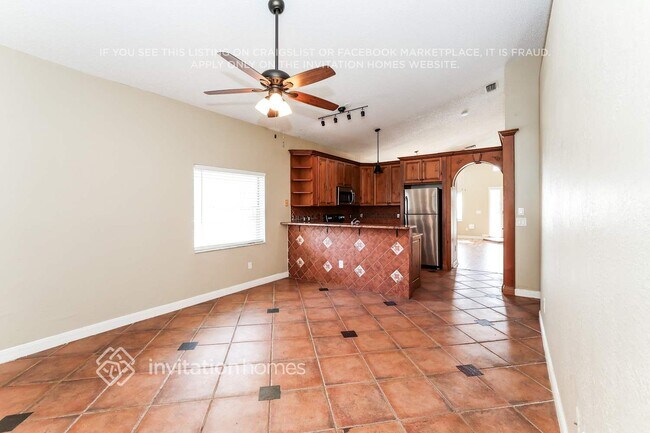 Foto del edificio - 6432 Lansdowne Cir