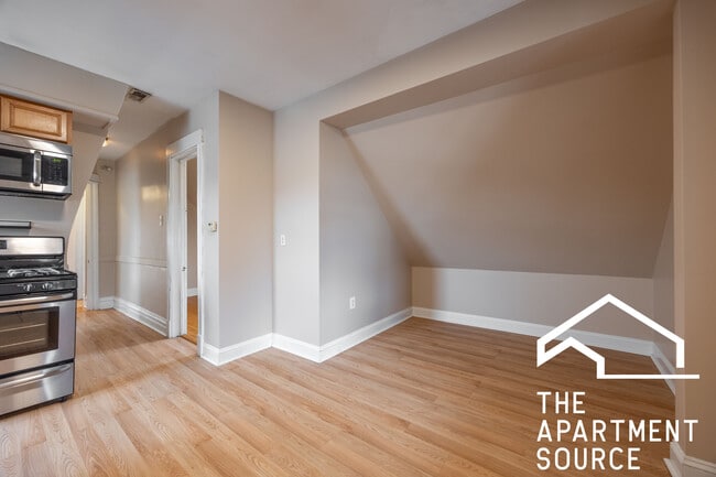 Building Photo - 3434 W Drummond Pl