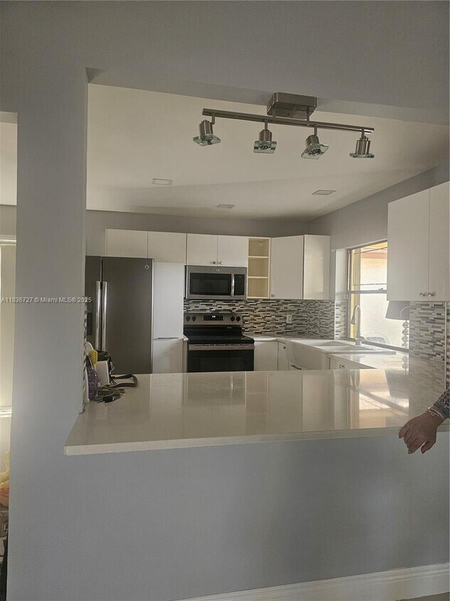 Foto principal - 5320 SW 153rd Pl S