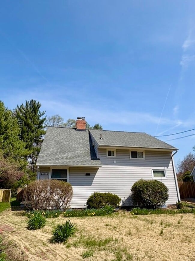 Photo - 6007 Crawford Dr House