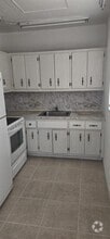 Building Photo - 230 SW 11th Ave