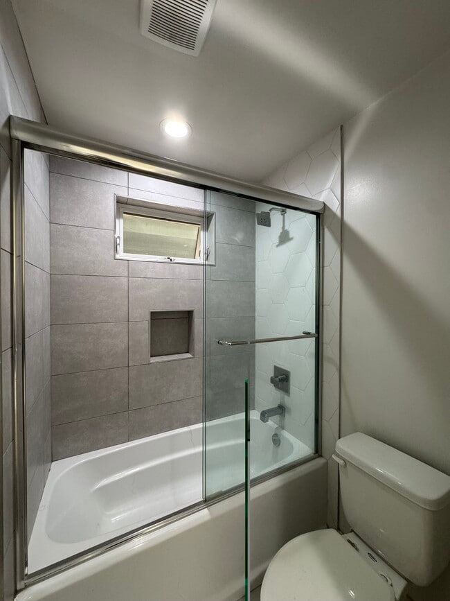 Building Photo - 5124 Denny Ave