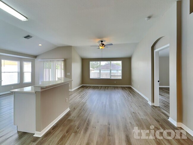 Building Photo - 12719 Standbridge Dr