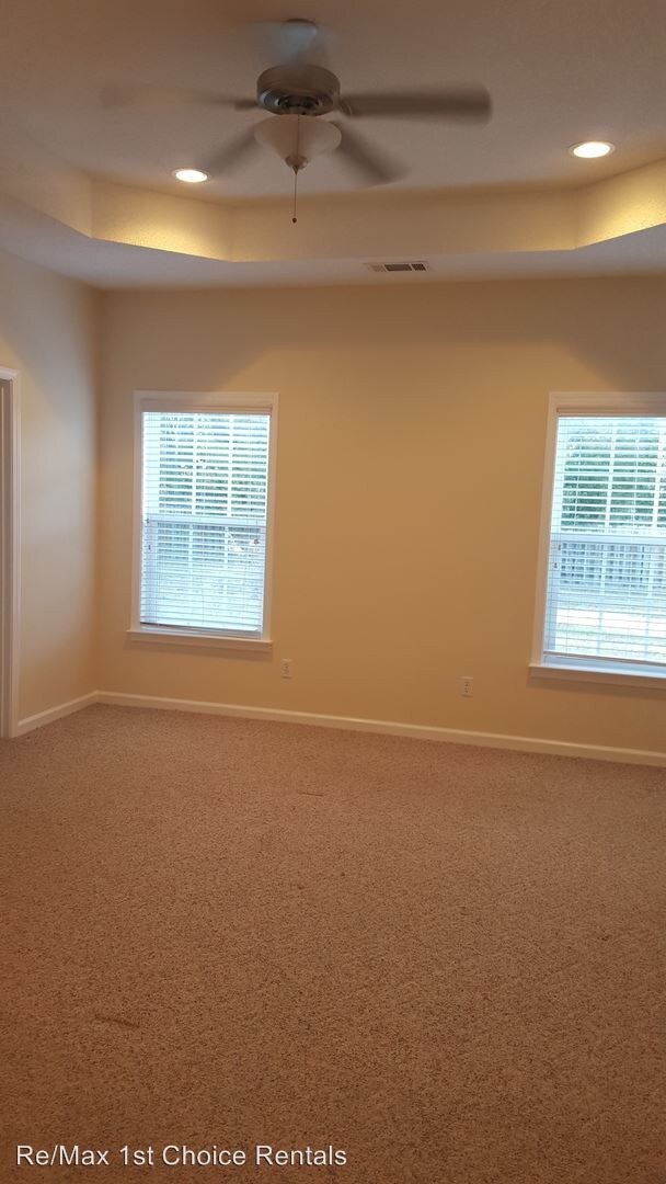 Foto del edificio - 3 br, 2 bath House - 200 Haydon Court