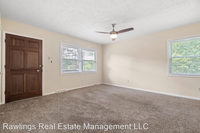 Foto del edificio - 3 br, 1.5 bath House - 5 Evelake Drive