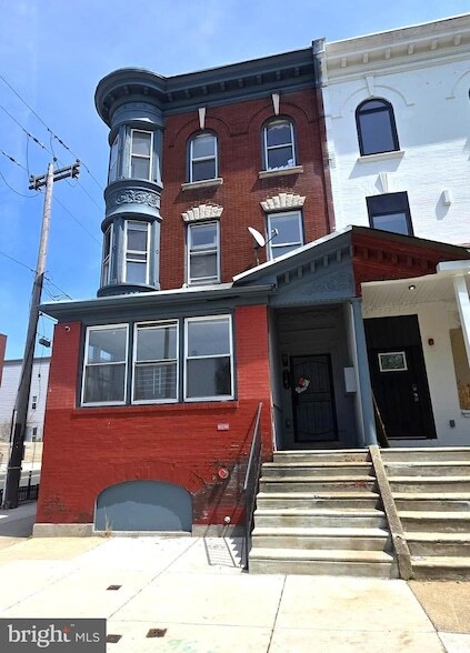 Photo - 1543 N 33rd St Apartment