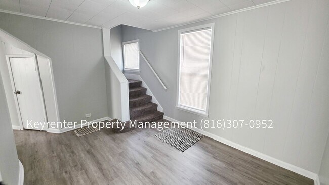 Foto del edificio - 4 Bedroom 3 Bath for rent