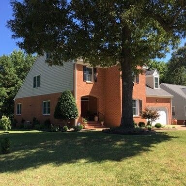 Foto principal - Powhatan Secondary - 120 Charter House