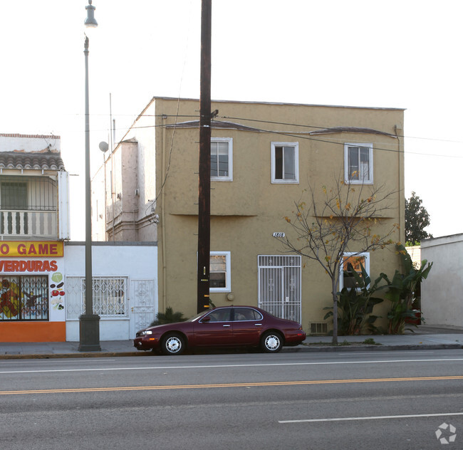 Building Photo - 1818 N. Broadway Ave.