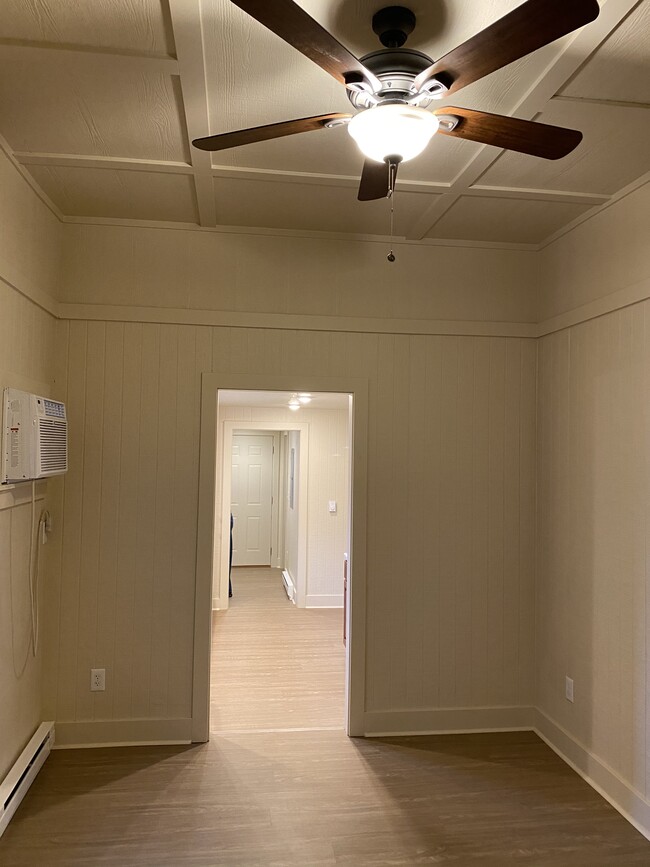 Family Room - 429 Kentucky St