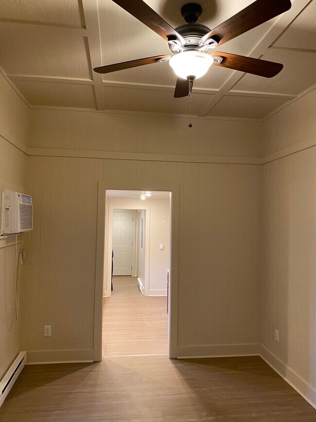 Family Room - 429 Kentucky St