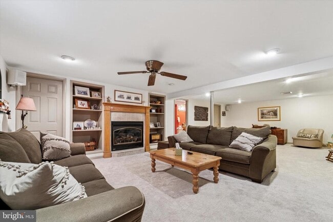 Building Photo - 436 Edgewood Dr