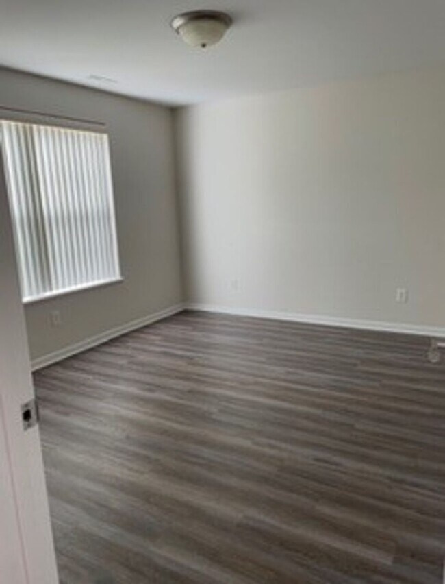 Foto del interior - Embassy Place Apartments