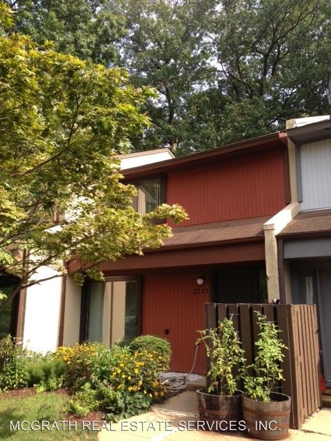 Primary Photo - 2231 Cartwright Pl