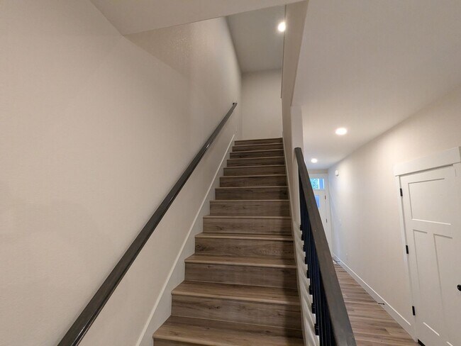 Foto del edificio - BOONE667-669-NEW