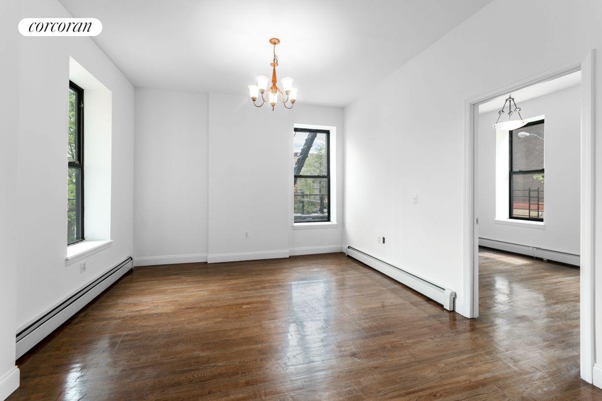 Foto principal - 2490 Frederick Douglass Blvd