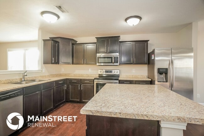 Foto del edificio - 923 Olmsted Ct