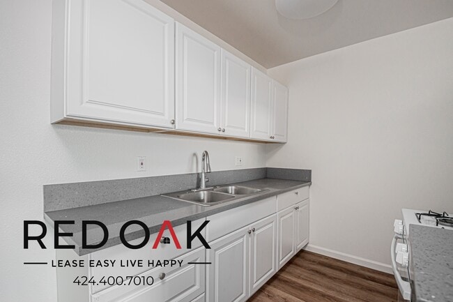 Foto del edificio - 1321 S Greenwood Ave