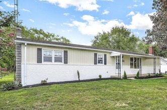 Building Photo - 4968 Fairfield Rd