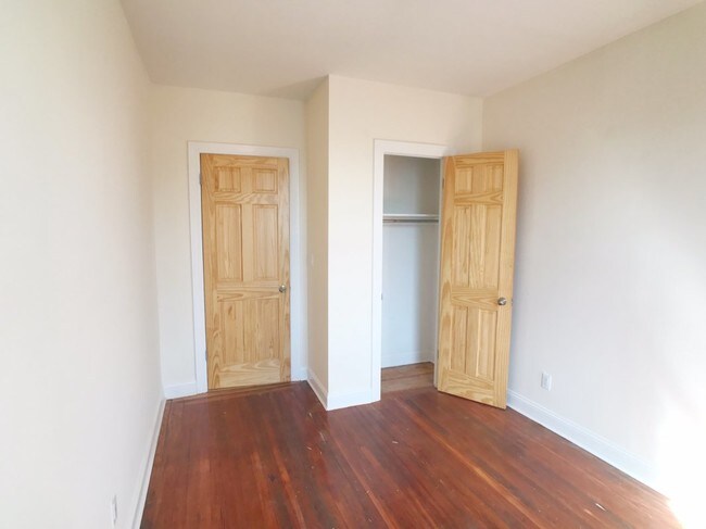Building Photo - 1505 Saint Nicholas Ave