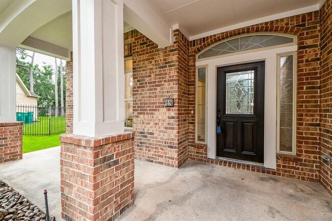 Building Photo - 18 Hadlock Pl