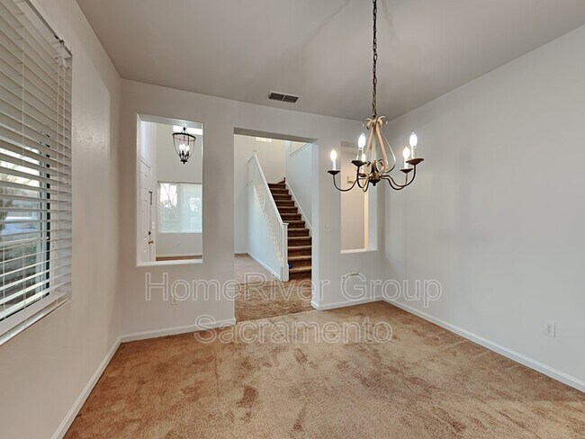 Building Photo - 9595 Crisswell Dr
