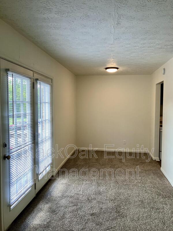 Foto principal - 735 Perryville St