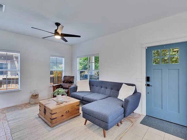 Foto del edificio - 7308 Meador Ave