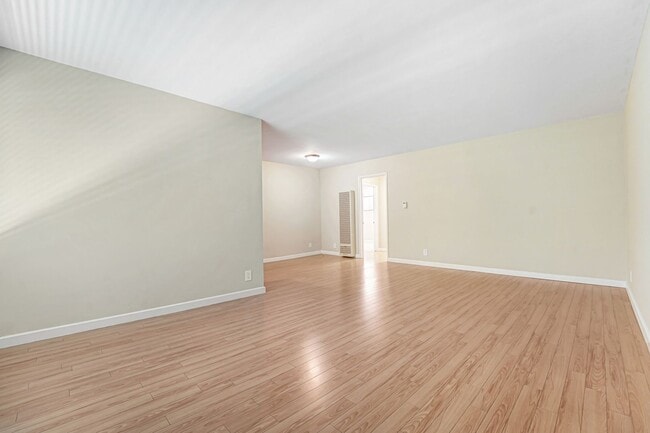 Building Photo - 1314 Euclid St
