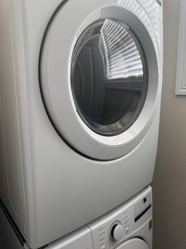 Building Photo - 2551 Kavanaugh Rd