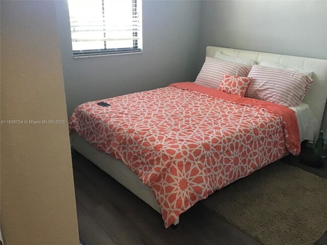 Foto del edificio - 11380 SW 233rd St
