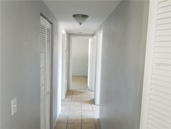 Building Photo - 2700 Palmadelia Ave