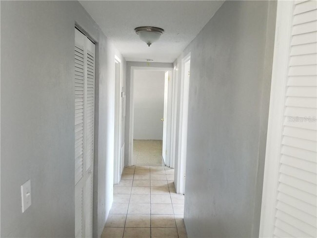 Foto del edificio - 2700 Palmadelia Ave