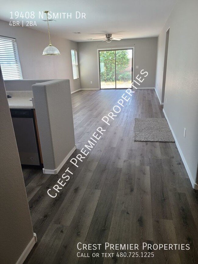 Building Photo - 19408 N Smith Dr