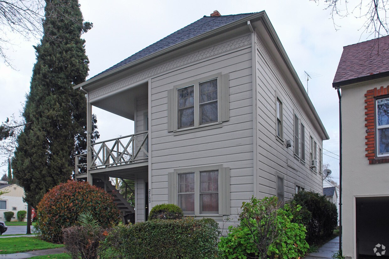 Foto del edificio - 2701-2703 T St