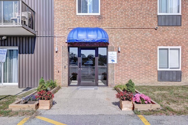 Building Photo - Dawson Rd Apartments