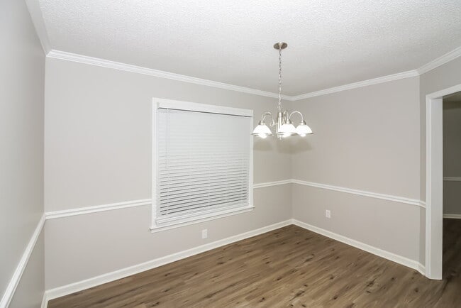 Building Photo - 1506 Appling Wood Cove S