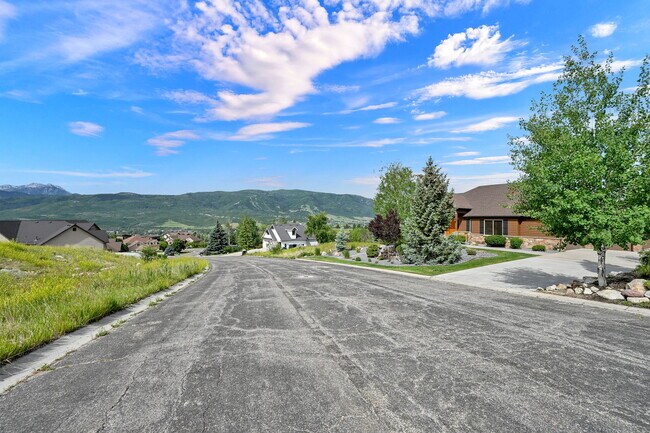 Foto del edificio - 3573 N Elkview Dr
