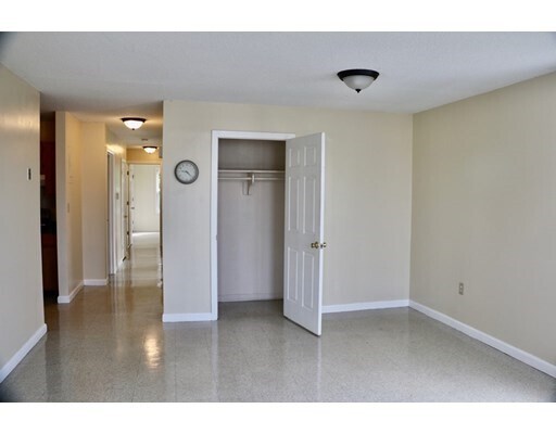 Primary Photo - 171 Fletcher St